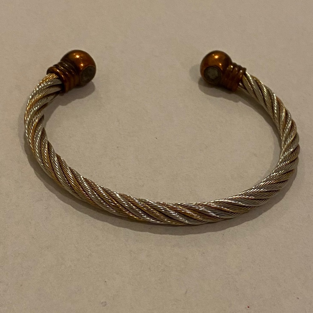 💖 Gold and Silver Bracelet
